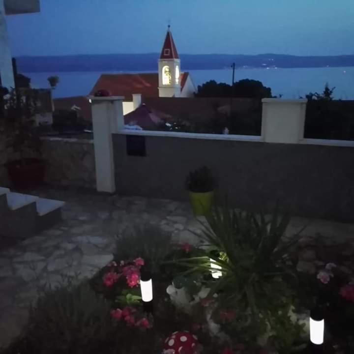 Judita Omiš Exterior foto